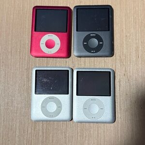Lot Of 4 Apple iPod Nano A:1236 BROKEN“For Parts/Repair”Bad Batteries Read Blw!